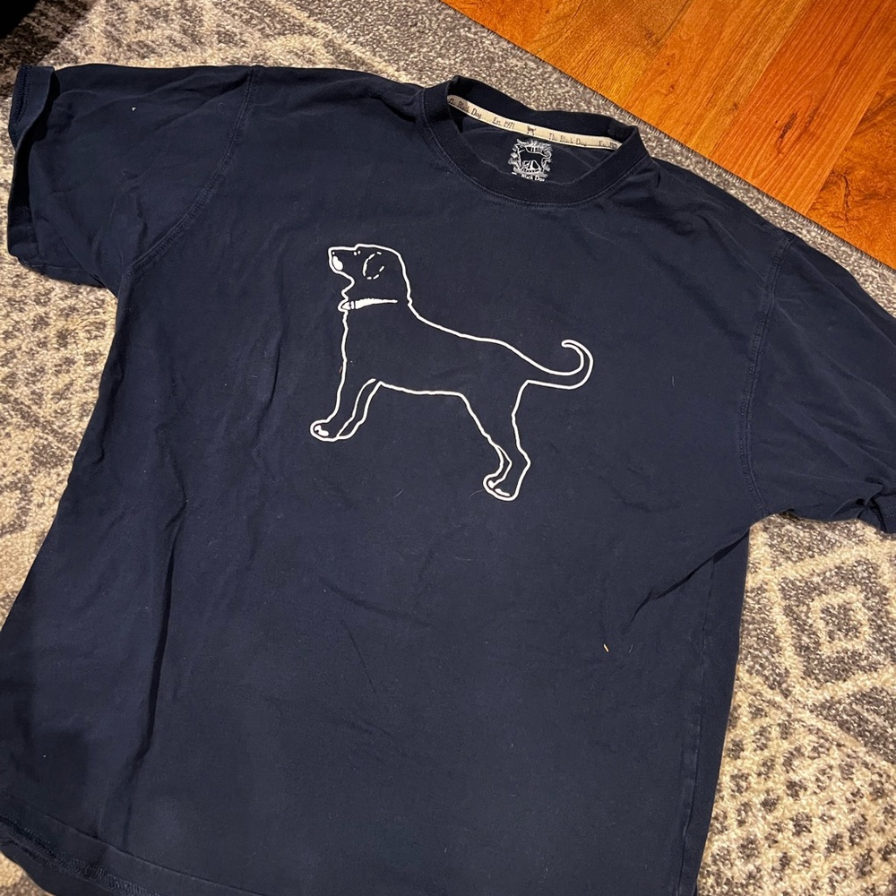 Martha’s Vineyard - The Black Dog Navy Tee